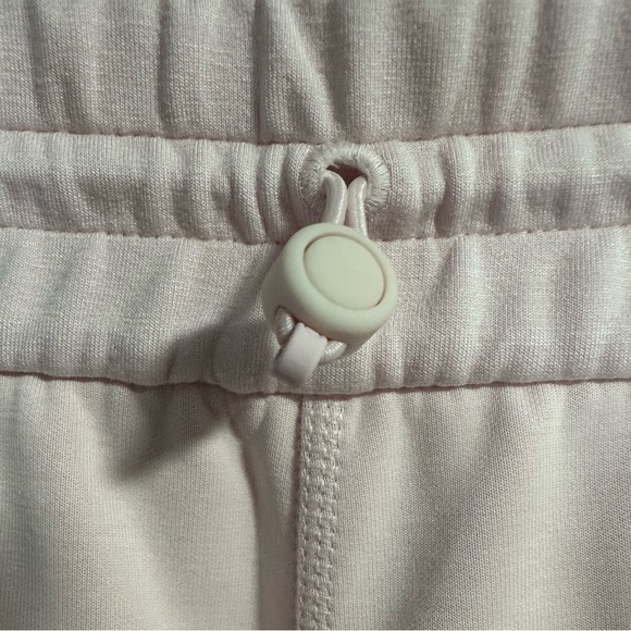 Lululemon Softstreme High-Rise Pant Size 10 in Strawberry Milkshake - Picture 7 of 9